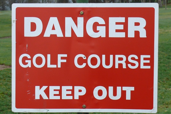 Sink Holes, Lightning and Lions – When Golf Fights Back!