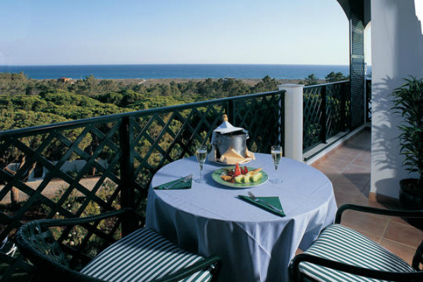 Sangria to Seafood – A Bar and Restaurant Guide for Algarve Golf Holidays
