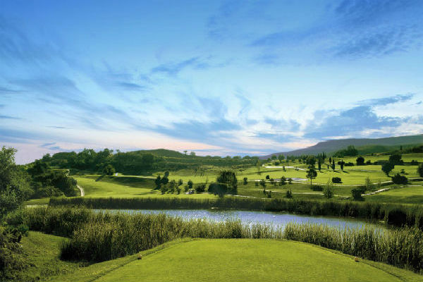10 Reasons to choose Atalaya Park for your next golf holiday in Spain