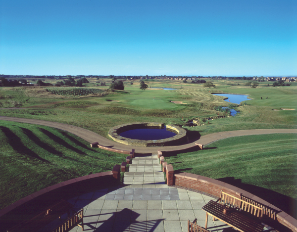 5 Reasons to Choose De Vere Wychwood Park for your next UK Golf Break
