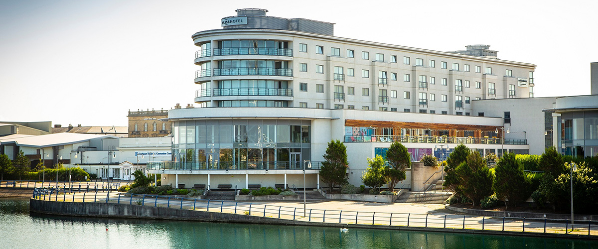 Waterfront Hotel Southport