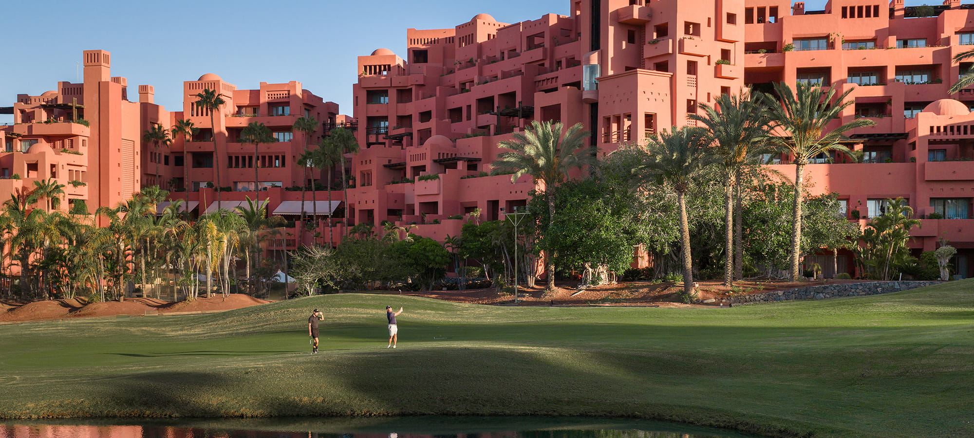 Easy Escapes: Guide to On-Site Golf Resorts